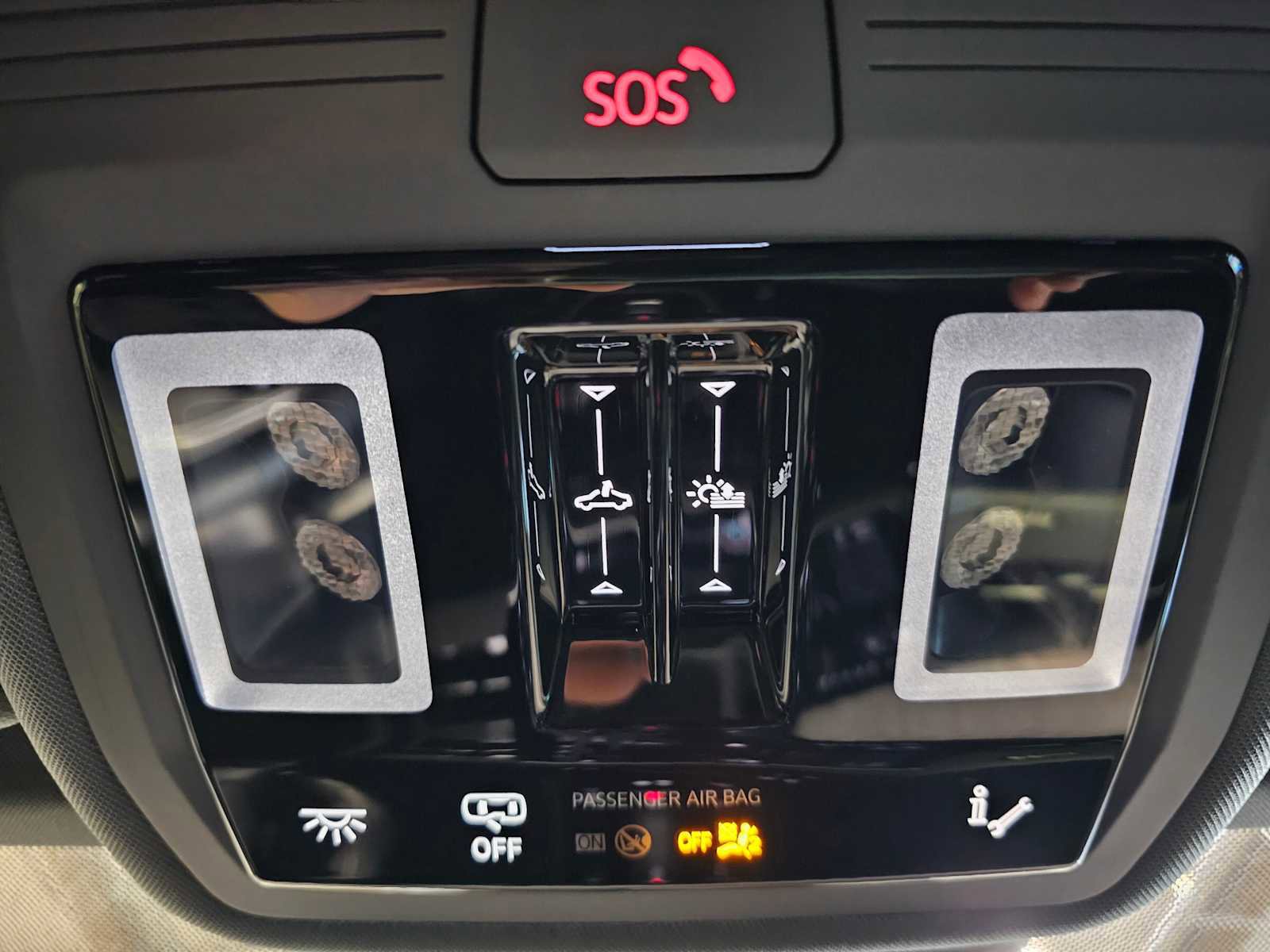 Used 2024 Audi Q4 e-tron Premium Plus image 32