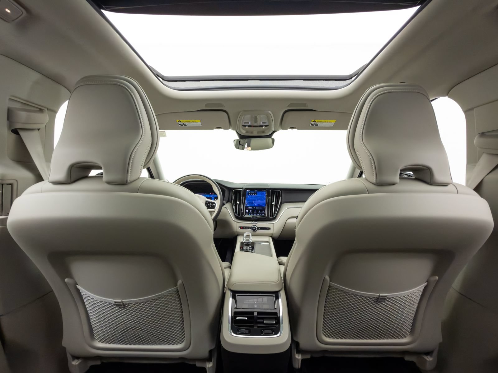 Used 2023 Volvo XC60 B5 Ultimate w/ Protection Package AWD/4WD image 18
