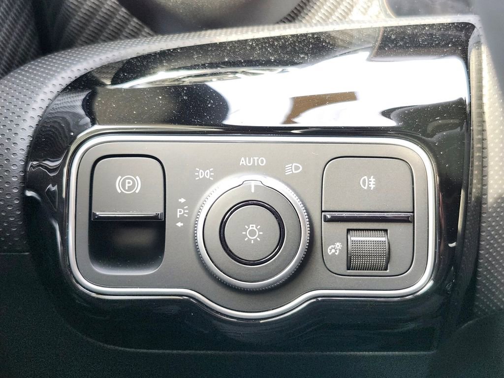 New 2025 Mercedes-Benz CLA 250 4MATIC image 26