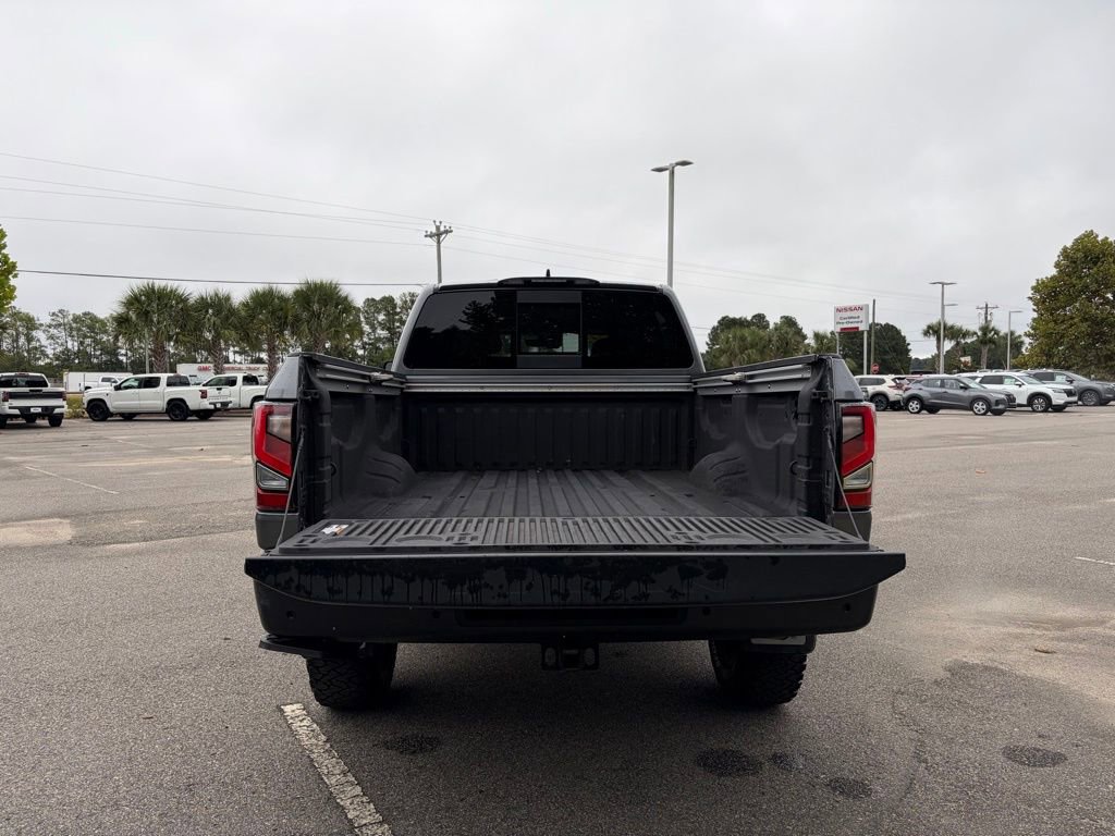 Used 2024 Nissan Titan PRO-4X image 6
