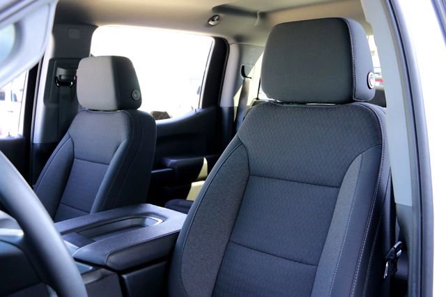 Used 2023 Chevrolet Silverado 1500 Custom image 11