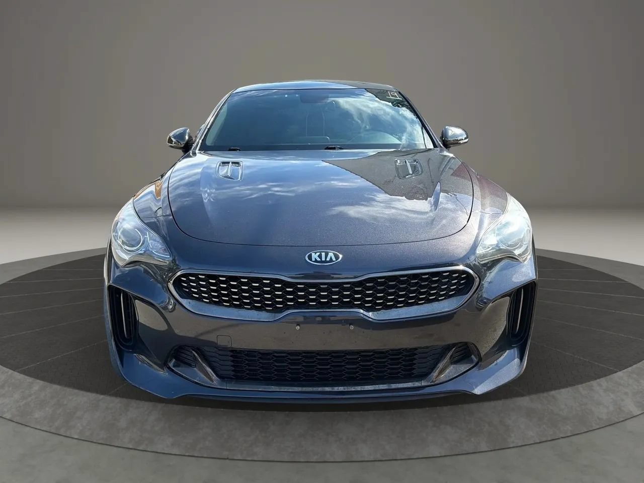 Used 2021 Kia Stinger GT-Line AWD/4WD image 2