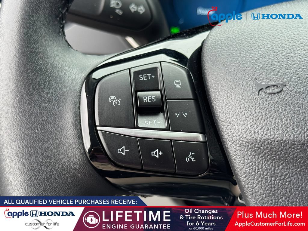 Used 2023 Ford Escape Platinum w/ Premium Technology Package AWD/4WD image 25