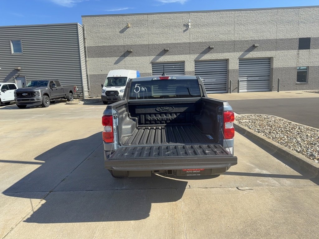 New 2025 Ford Maverick XLT w/ XLT Luxury Package FWD image 6
