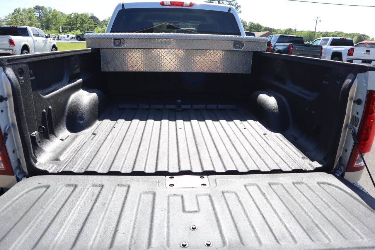 Used 2013 GMC Sierra 2500 SLE w/ HD SLE Premium Package AWD/4WD image 9