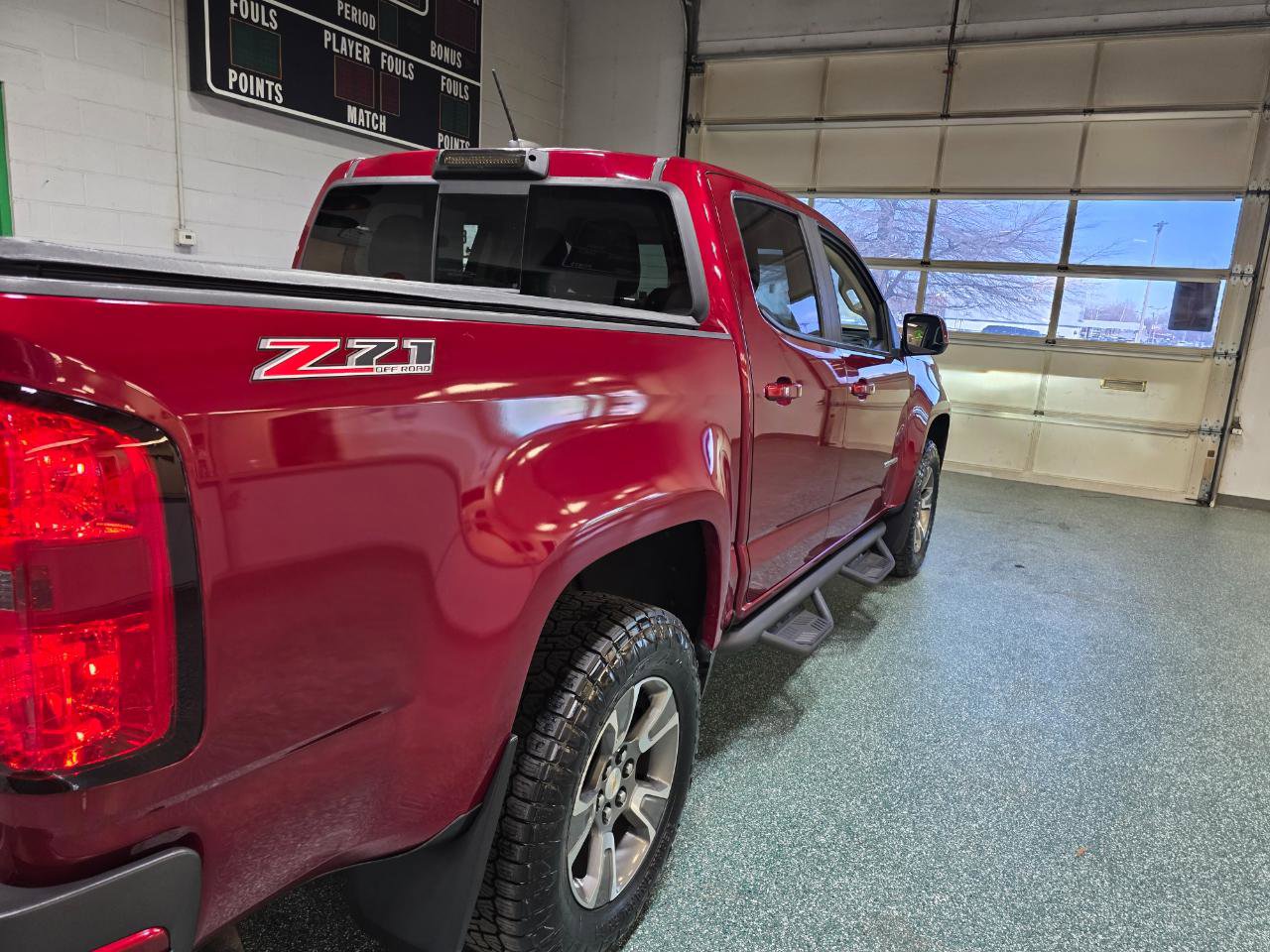 Used 2018 Chevrolet Colorado Z71 AWD/4WD image 7