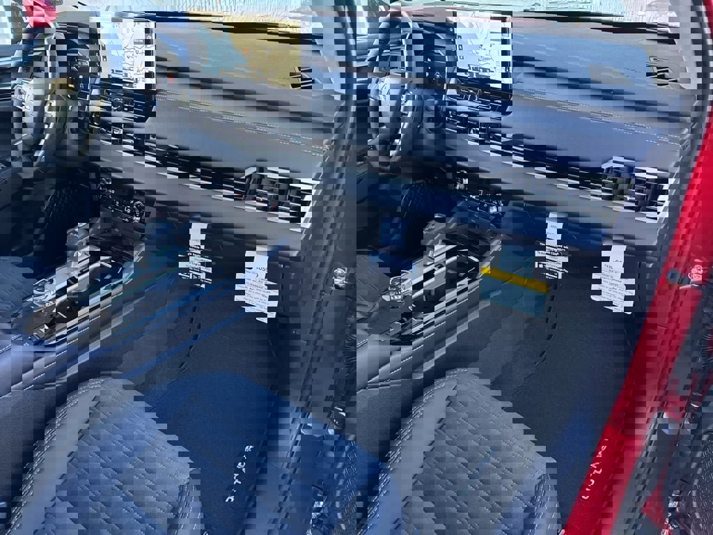 New 2025 Mitsubishi Outlander SE image 22