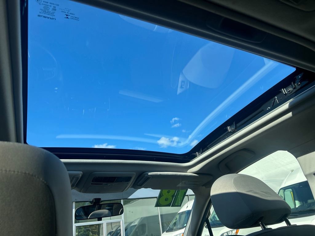 Used 2018 Subaru Forester 2.5i Premium w/ All-Weather Package AWD/4WD image 29