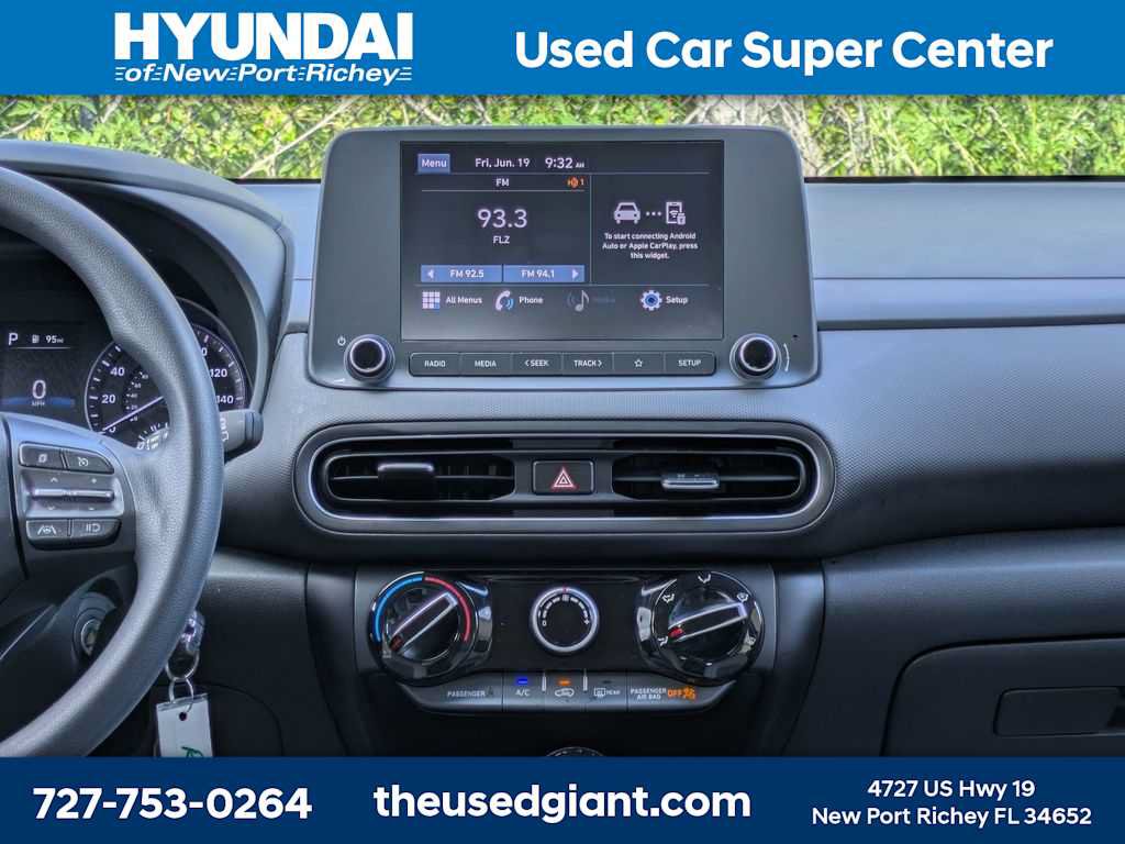 Used 2023 Hyundai Kona SE w/ Cargo Package FWD image 19