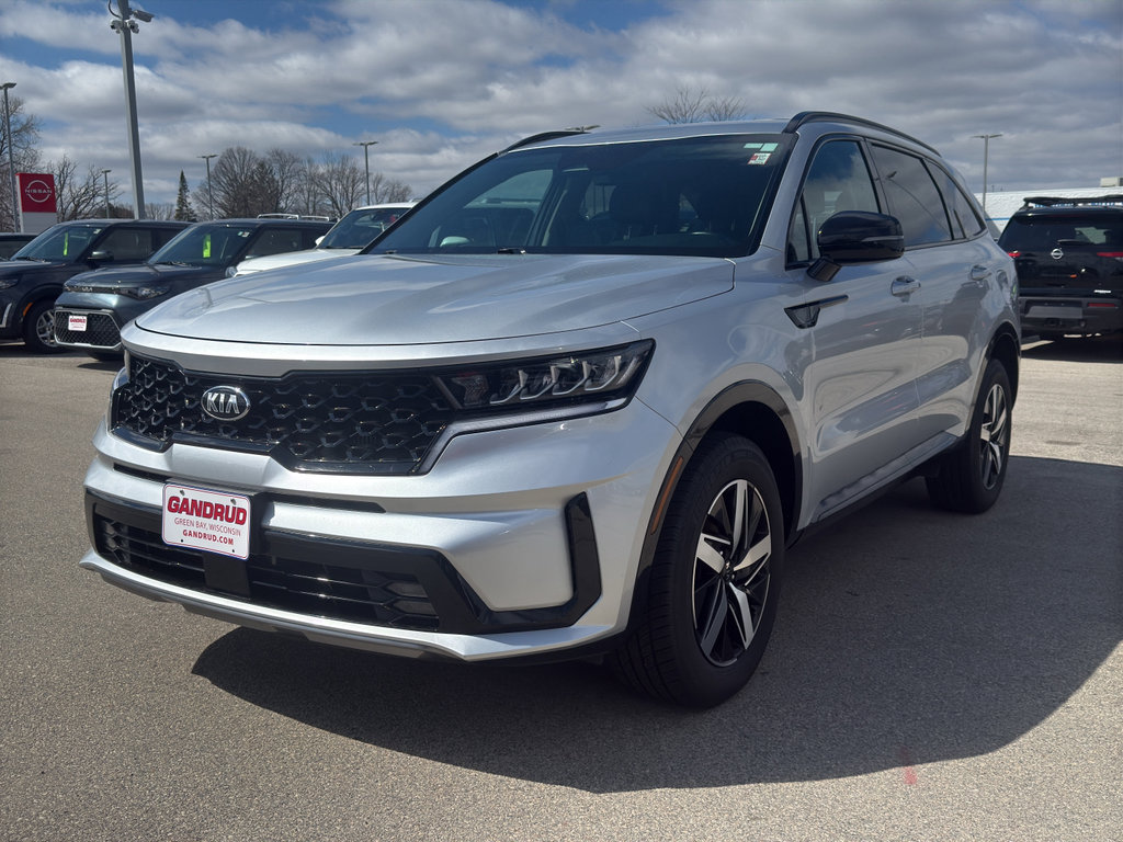 Used 2021 Kia Sorento EX image 2