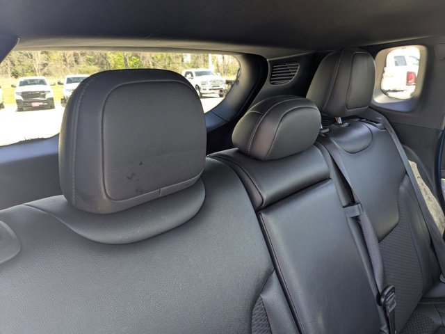 Used 2024 Jeep Compass Latitude image 18