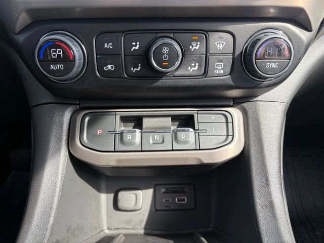 Certified 2023 GMC Acadia Denali w/ Black Diamond Edition image 27