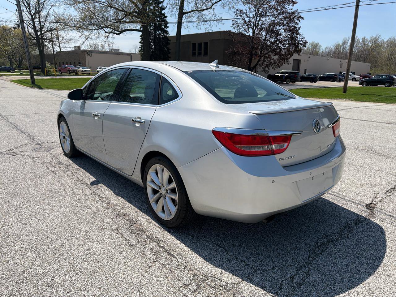 Used 2012 Buick Verano Convenience FWD image 7