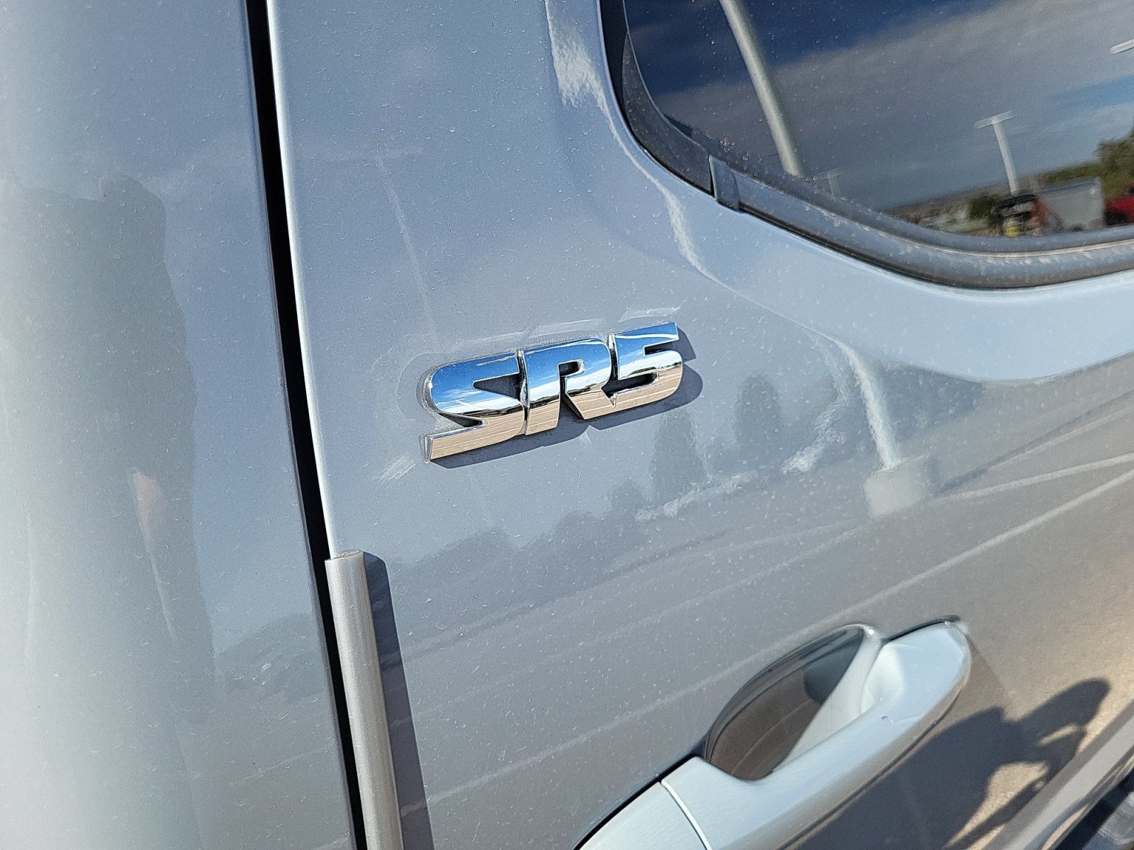 Used 2019 Toyota Tacoma SR5 RWD image 24