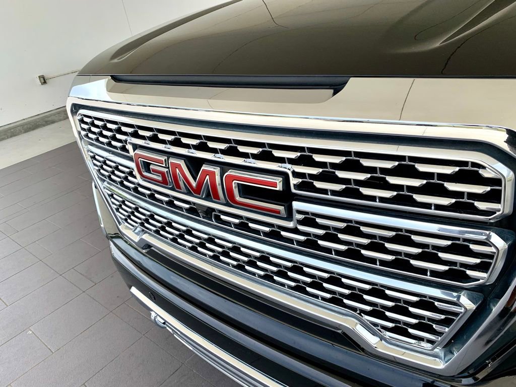 Used 2019 GMC Sierra 1500 Denali w/ Technology Package image 2