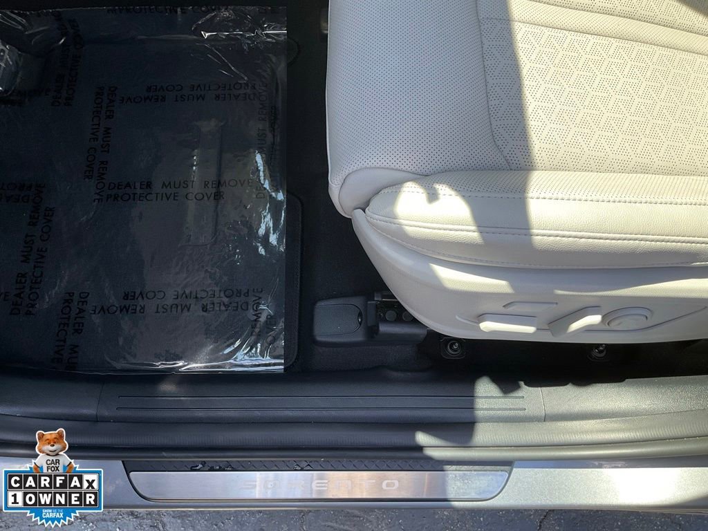 Used 2023 Kia Sorento SX Prestige image 15