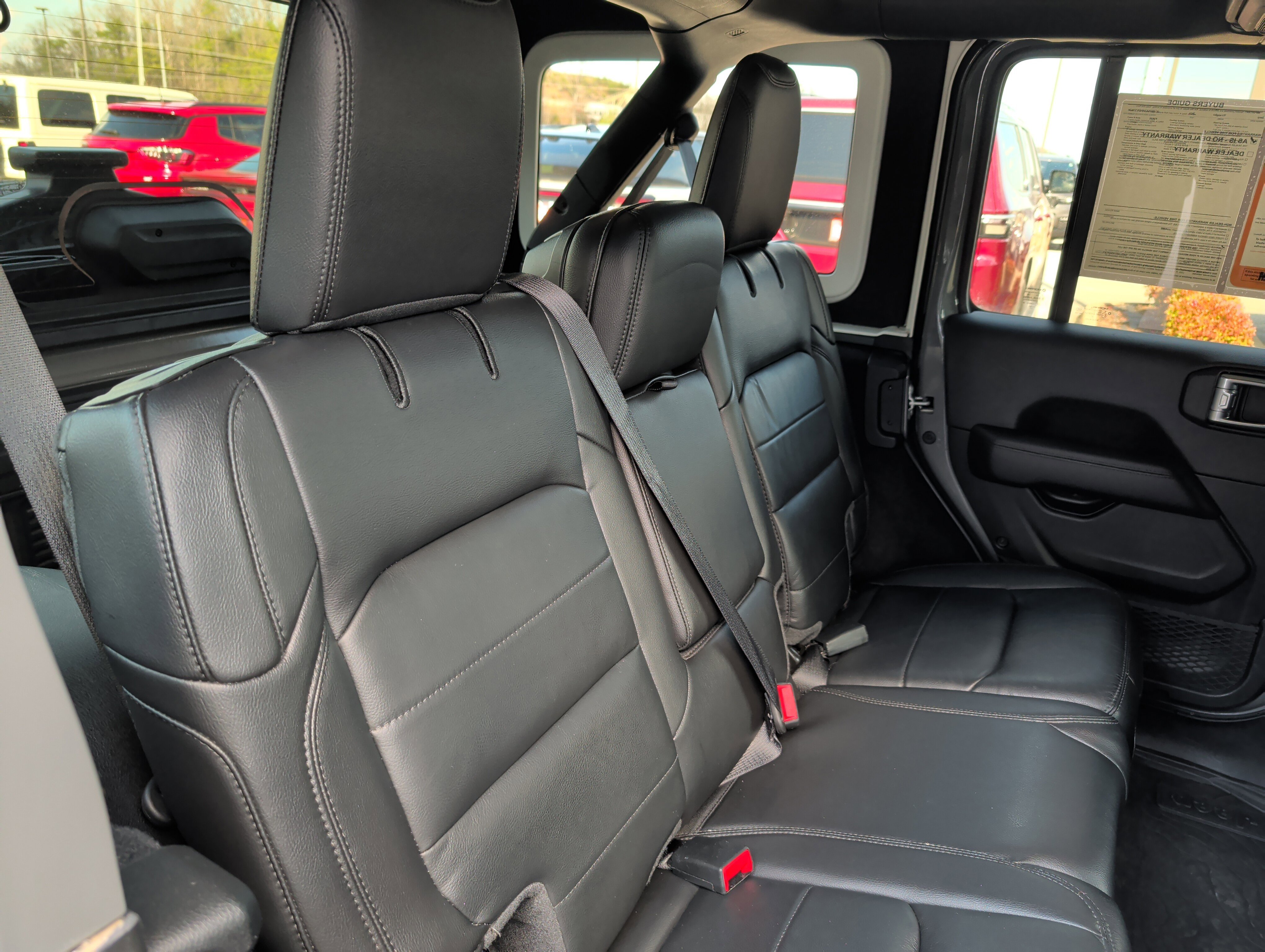 Used 2021 Jeep Wrangler Unlimited Sahara image 21