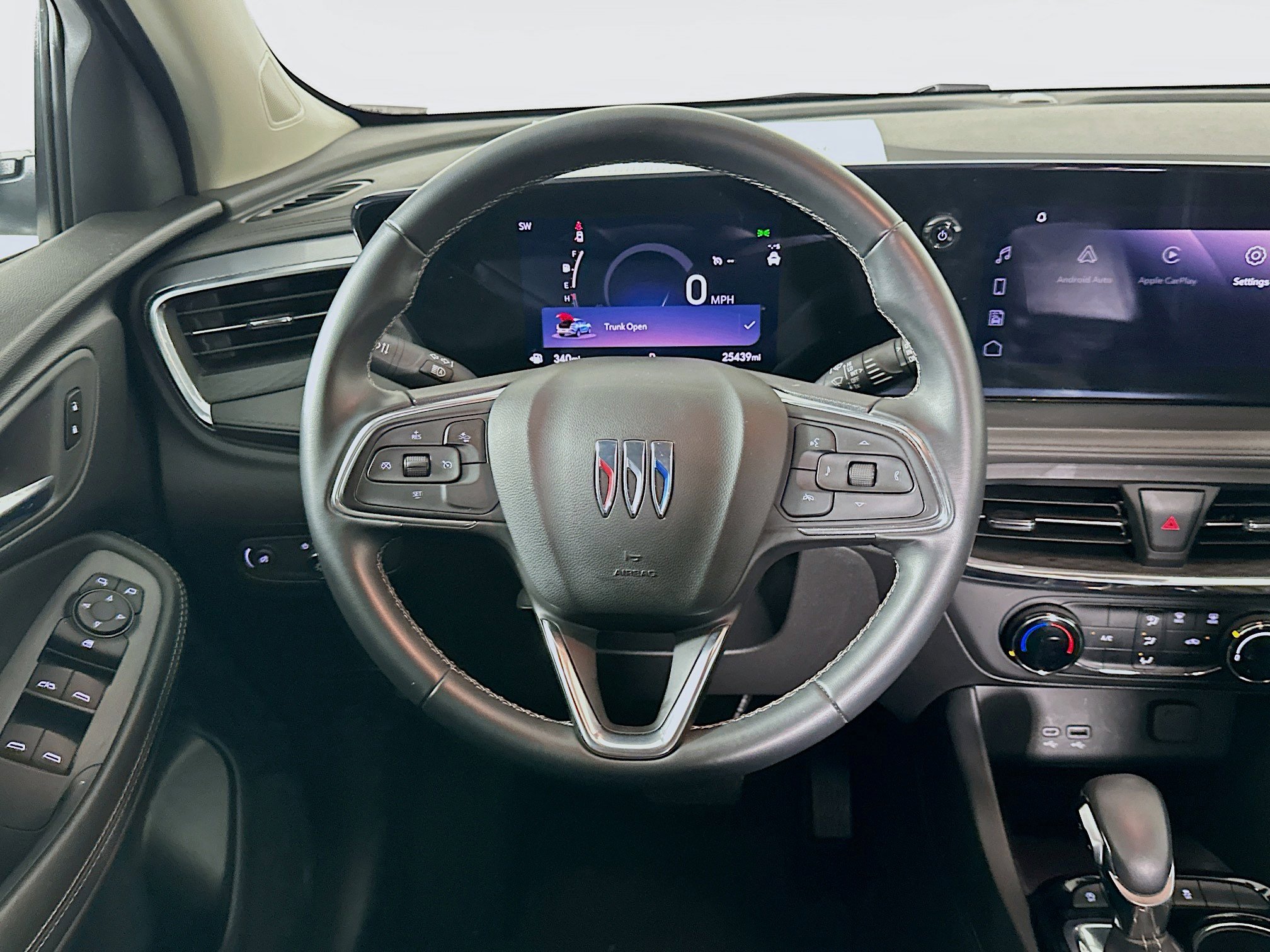 Used 2025 Buick Encore GX Preferred image 17