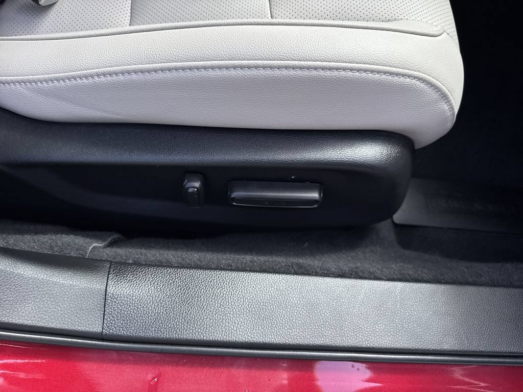Used 2022 Honda Accord Touring image 45