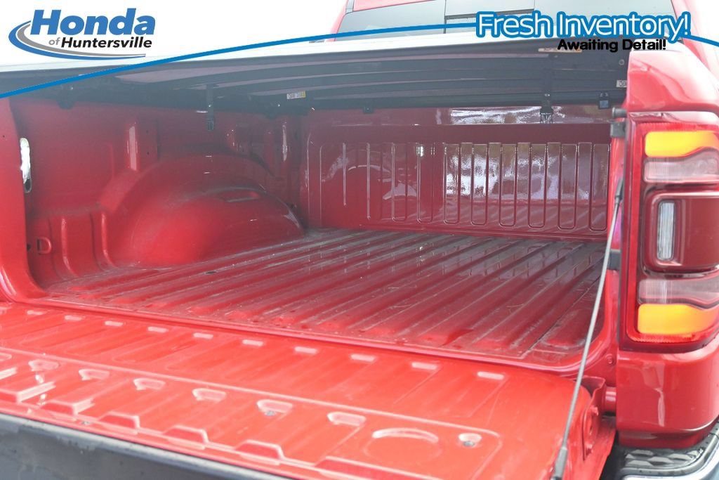 Used 2024 RAM 1500 Laramie AWD/4WD image 14