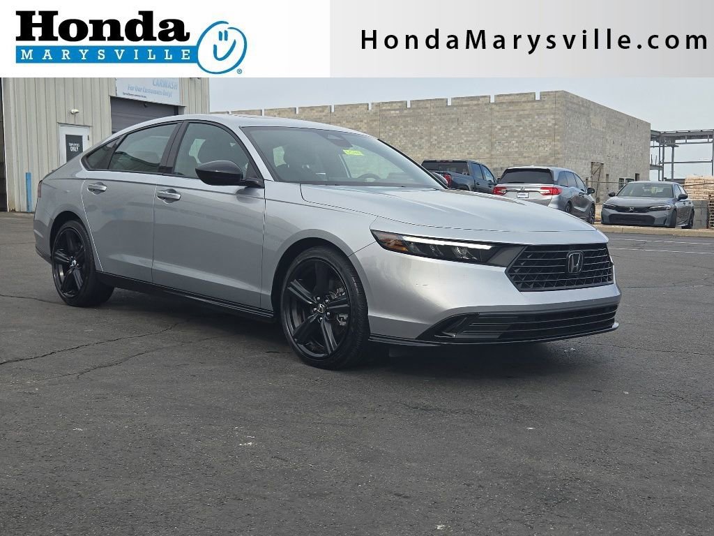 Used 2025 Honda Accord Sport image 1