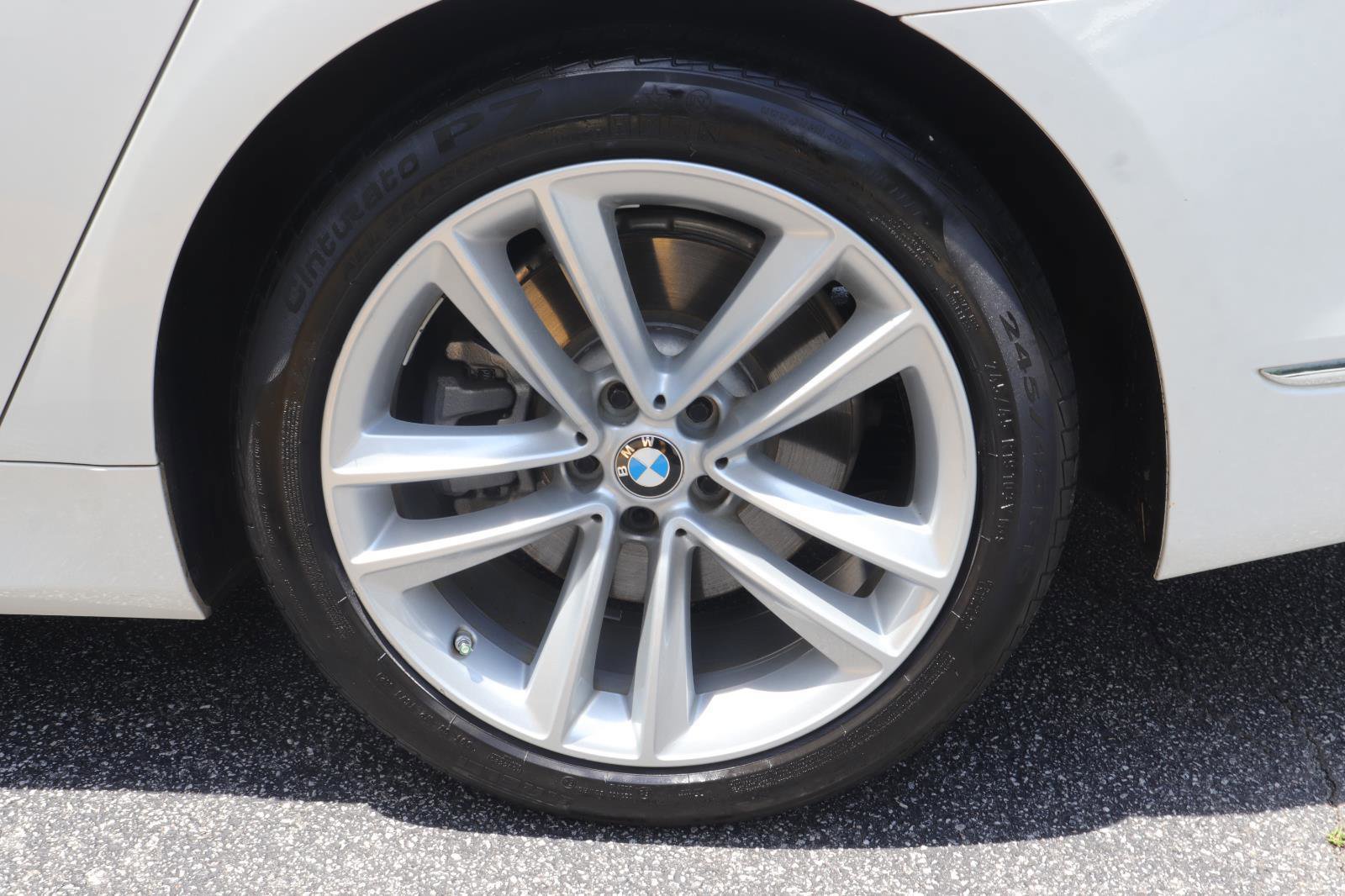 Used 2018 BMW 750i RWD image 38