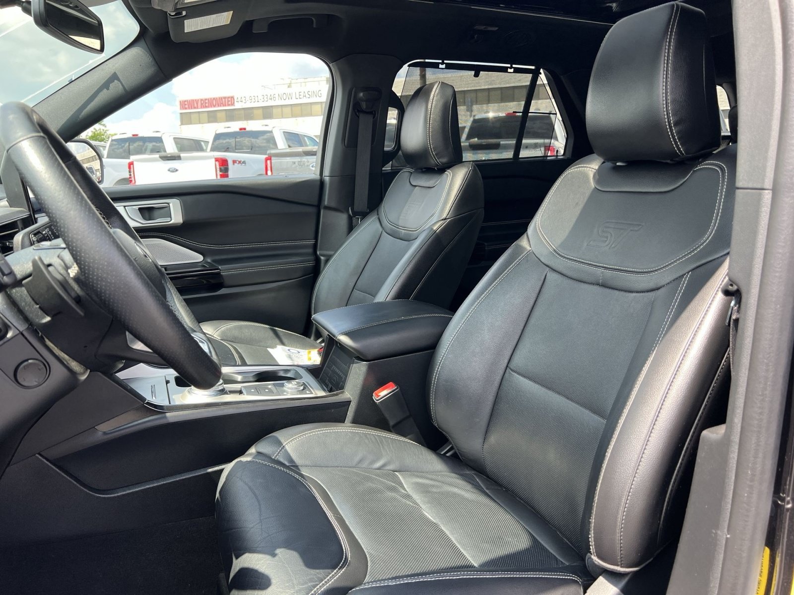 Used 2023 Ford Explorer ST w/ Equipment Group 401A AWD/4WD image 13