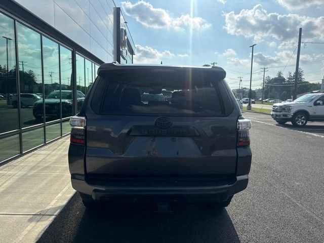 Used 2023 Toyota 4Runner TRD Off-Road AWD/4WD image 4