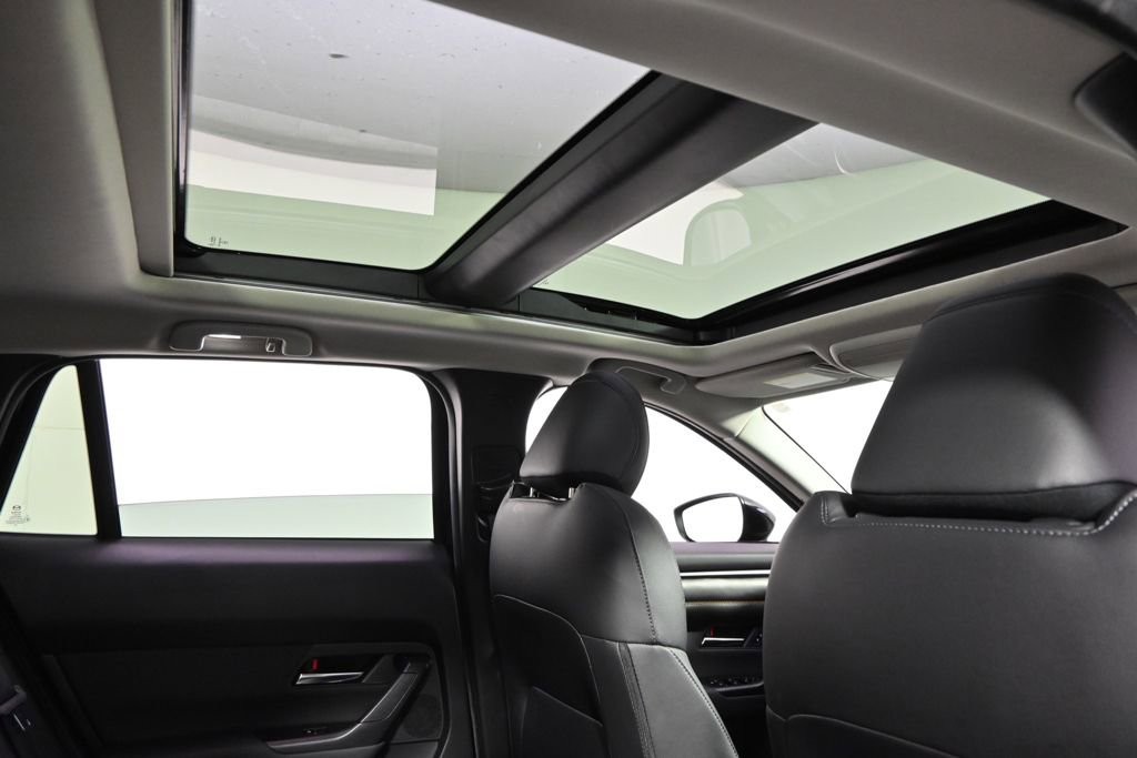 Used 2025 MAZDA CX-50 2.5 Hybrid w/ Premium Plus Pkg image 17