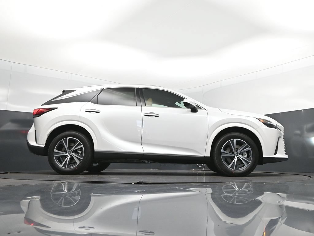 New 2026 Lexus RX 350 FWD image 39