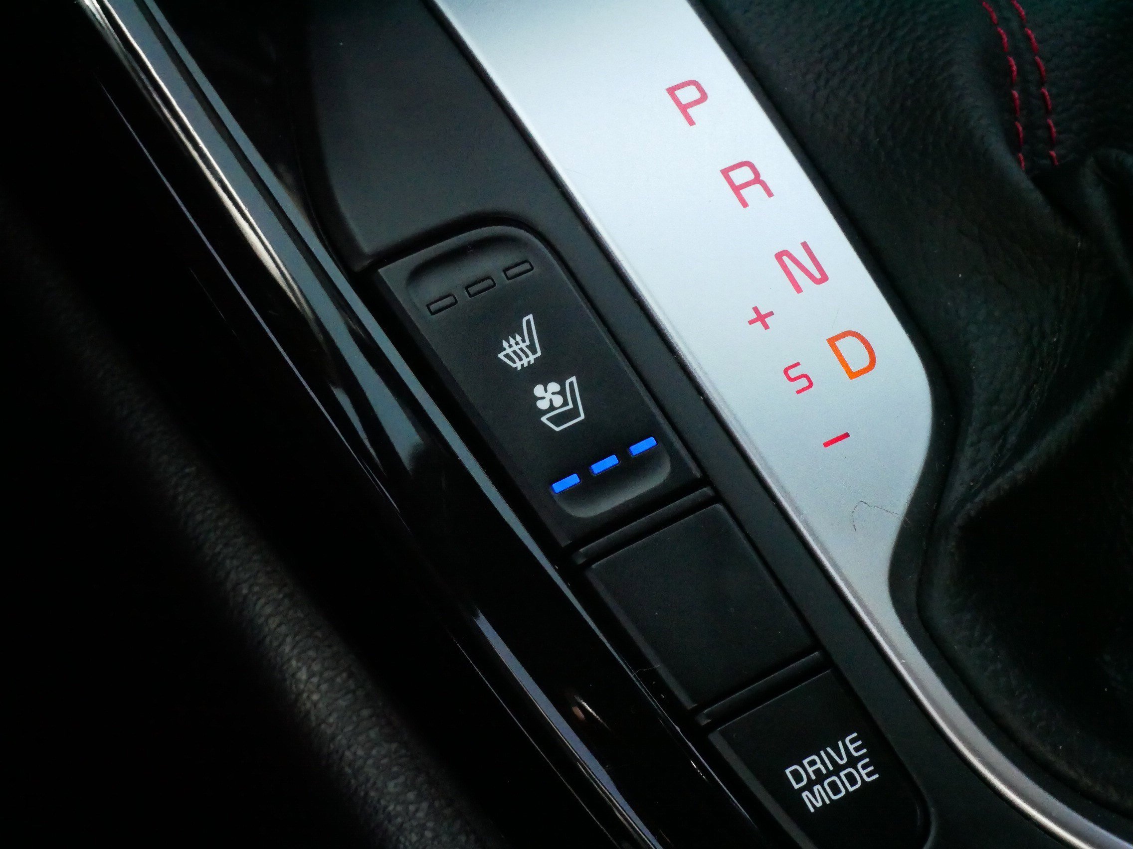 Used 2023 Kia Forte GT w/ GT2 Package FWD image 28
