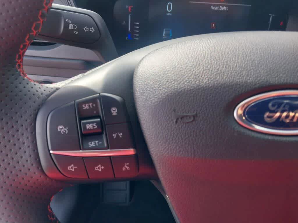 Certified 2023 Ford Escape ST-Line w/ Tech Pack #1 AWD/4WD image 10