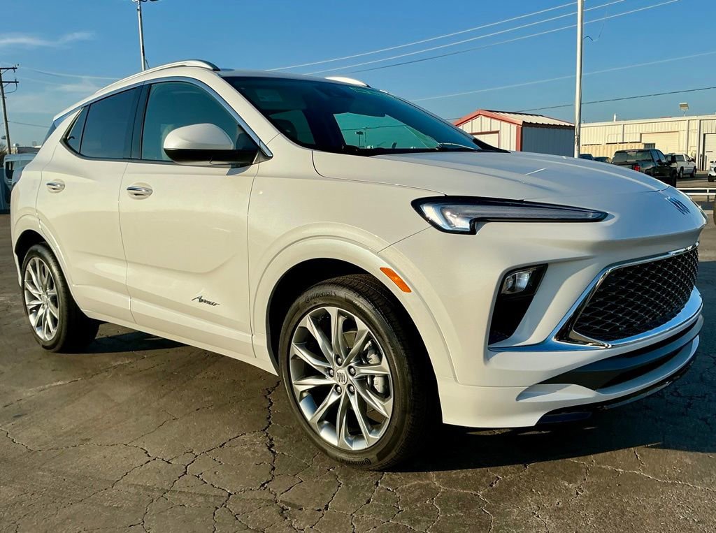 Used 2024 Buick Encore GX Avenir image 6