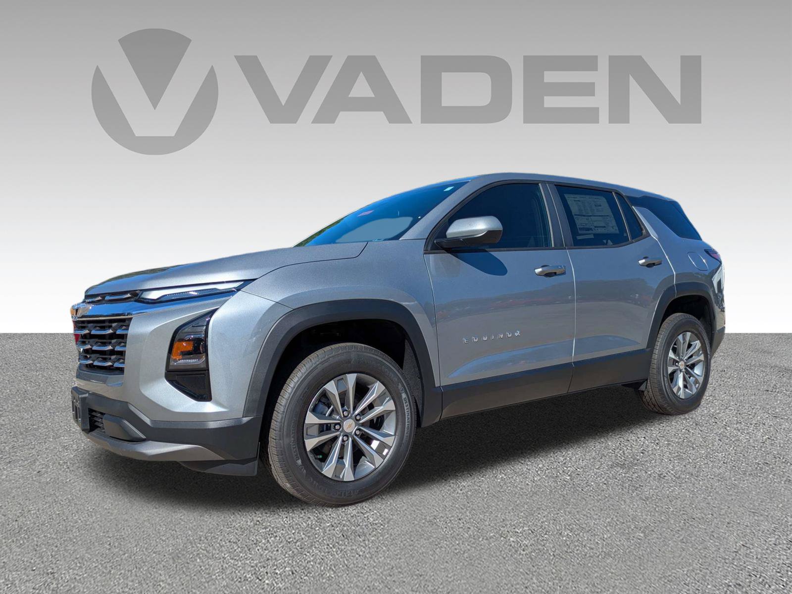New 2027 Chevrolet Equinox LT FWD image 2