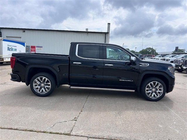 New 2026 GMC Sierra 1500 Denali w/ Denali Reserve Package image 2
