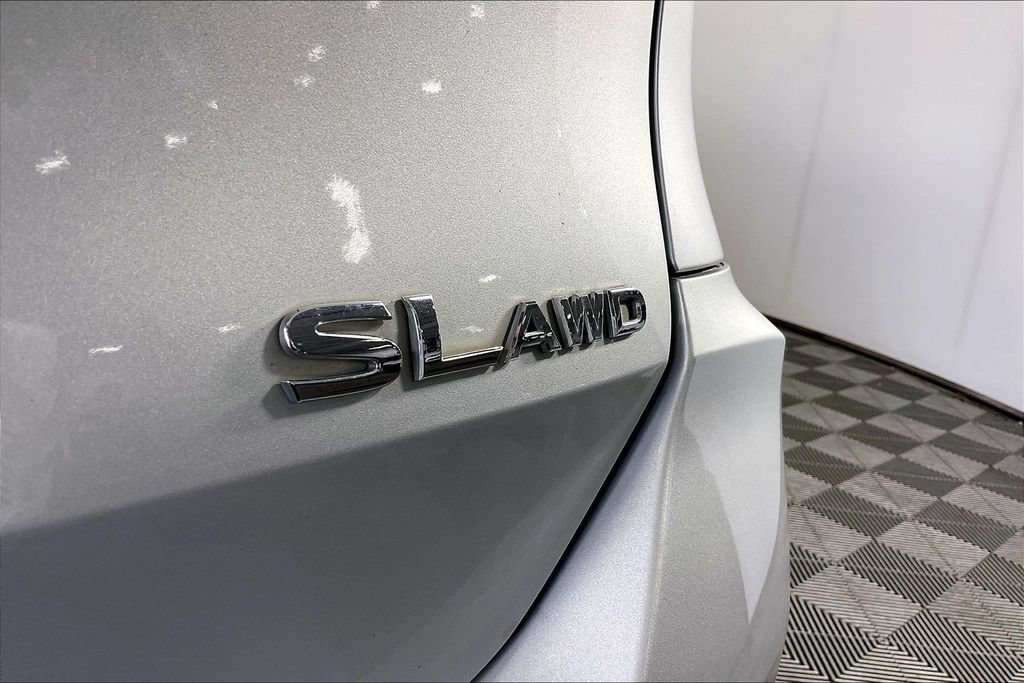 Used 2018 Nissan Rogue SL w/ Premium Package AWD/4WD image 41