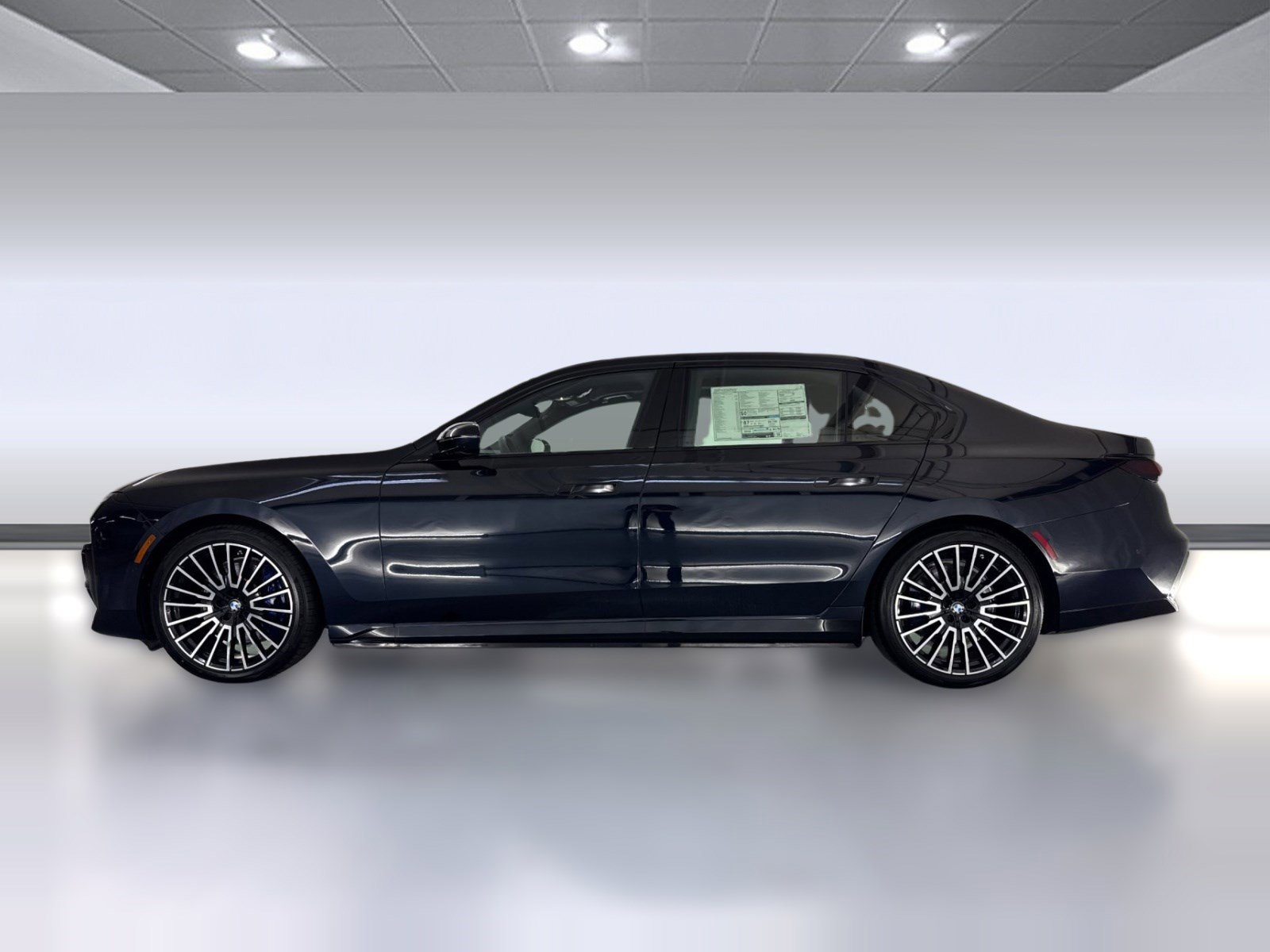 New 2025 BMW i7 xDrive60 image 2