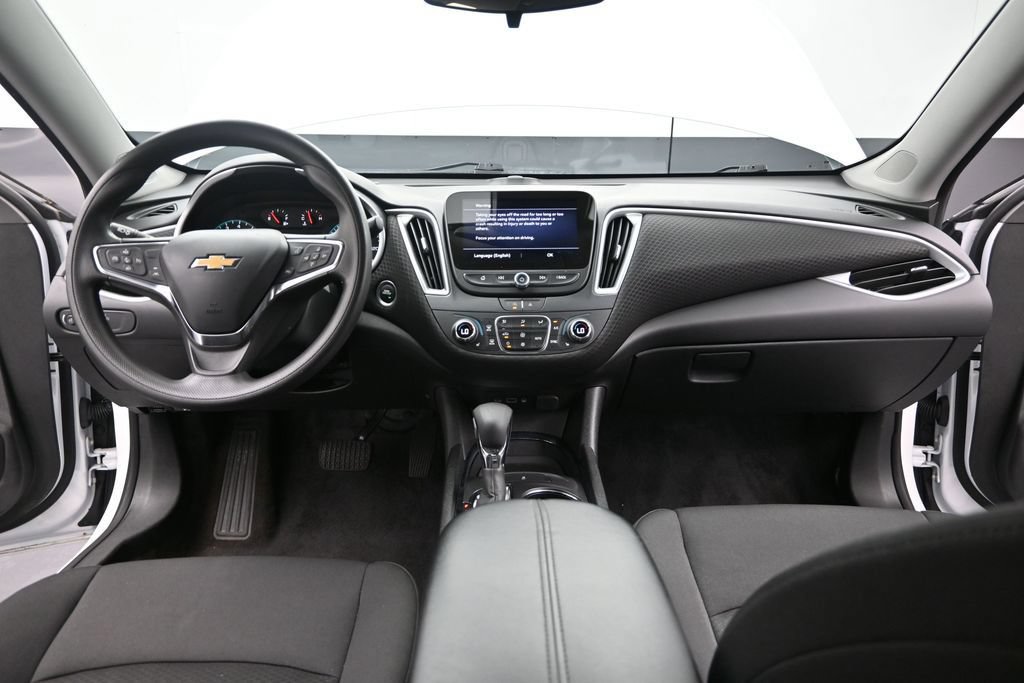 Used 2023 Chevrolet Malibu LT FWD image 31
