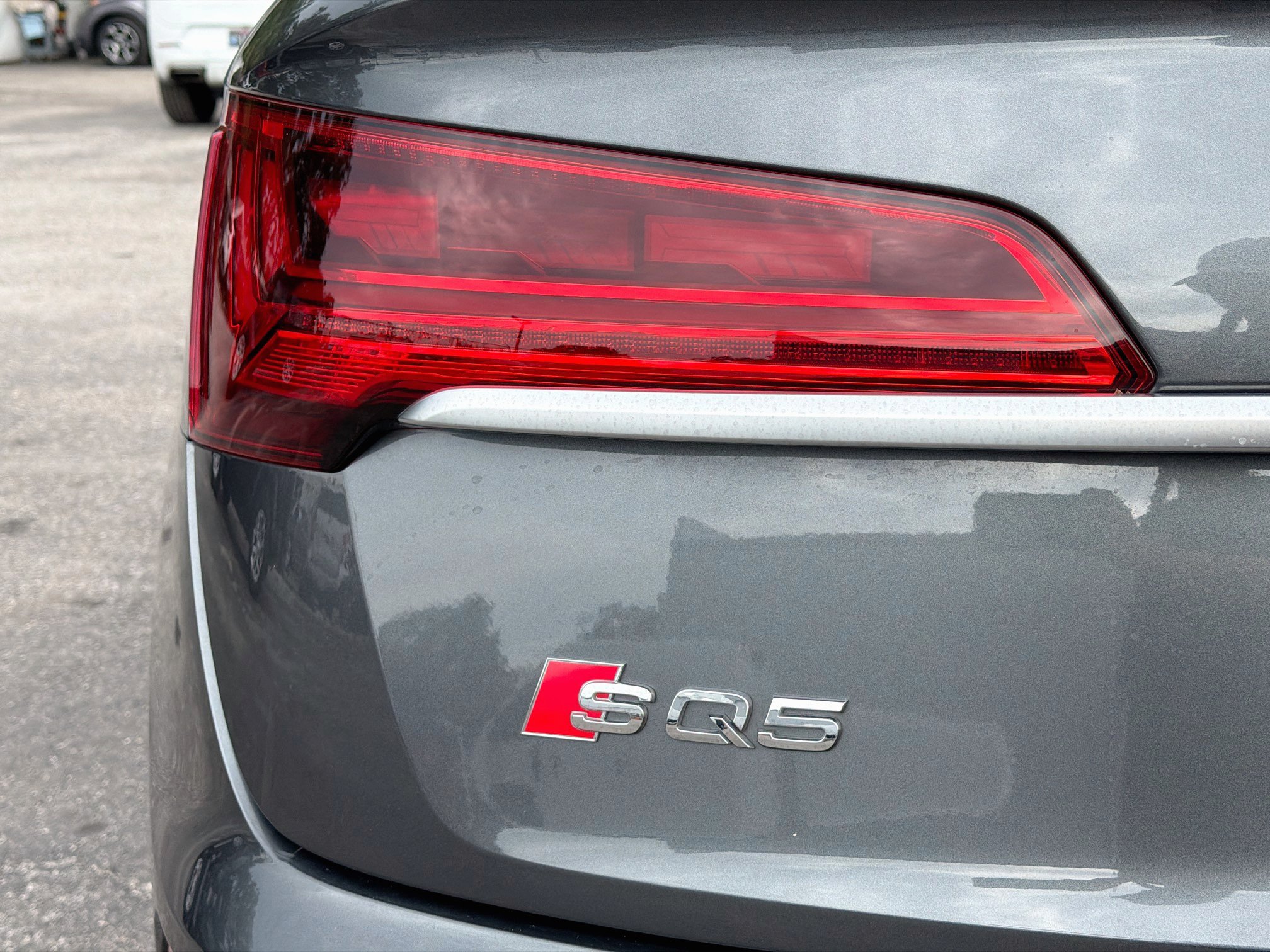 Used 2023 Audi SQ5 Prestige w/ Prestige Package AWD/4WD image 10
