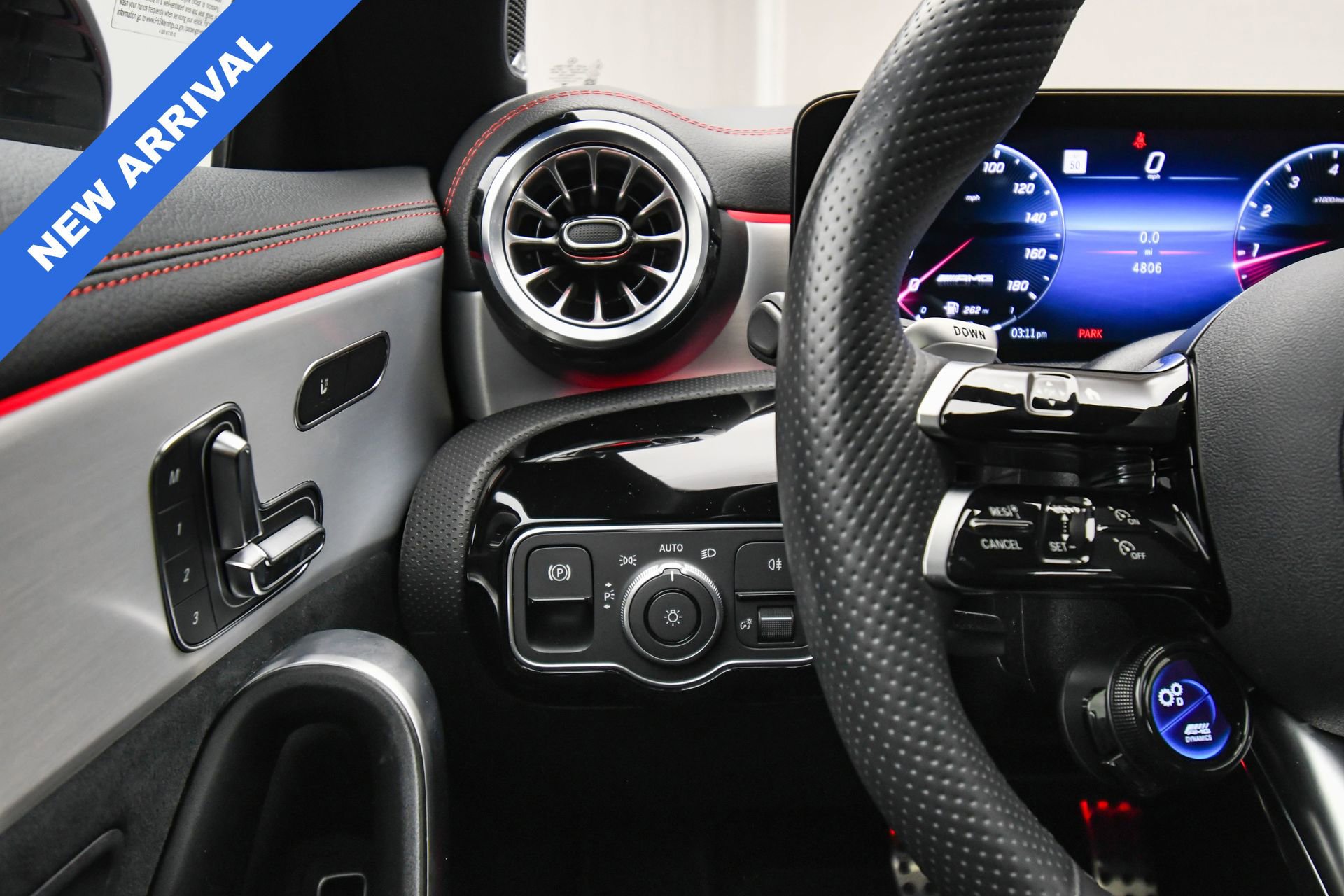 Used 2025 Mercedes-Benz CLA 35 AMG 4MATIC image 35