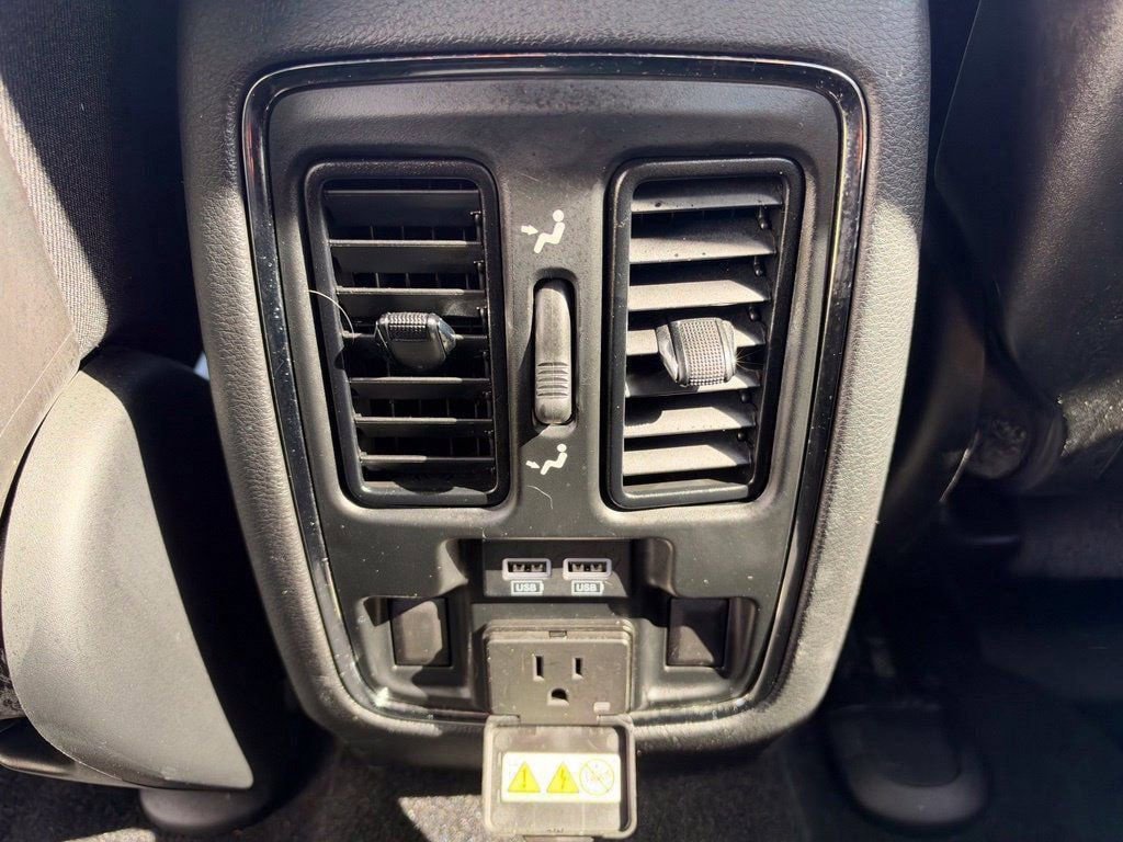 Used 2021 Jeep Grand Cherokee Limited AWD/4WD image 30