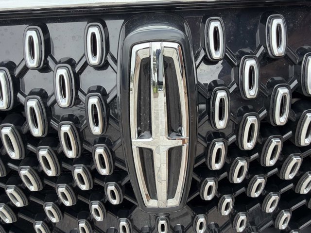 New 2026 Lincoln Aviator Reserve image 7