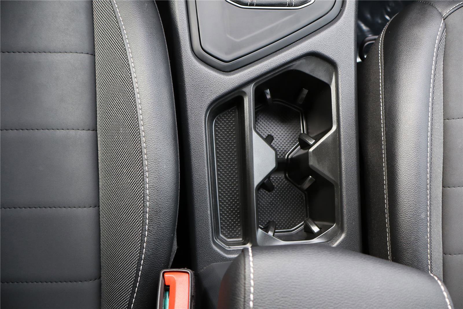 Certified 2022 Volkswagen Taos SE image 22