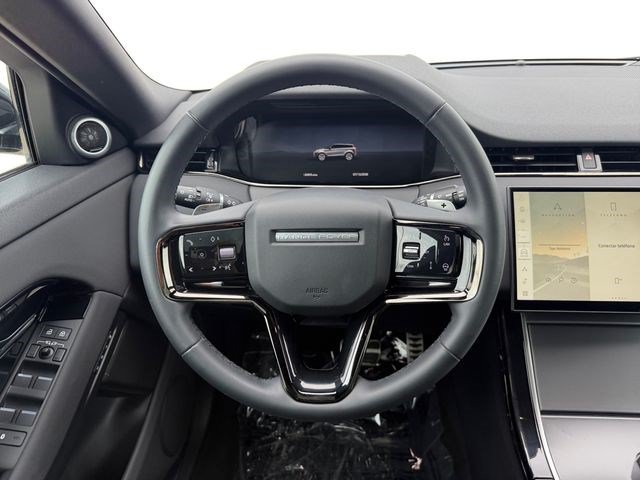 Used 2024 Land Rover Range Rover Evoque Dynamic SE AWD/4WD image 13