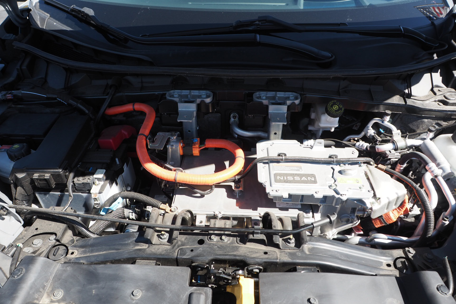 Used 2024 Nissan Ariya FWD image 11