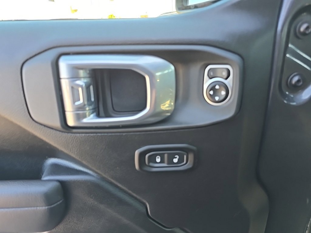 Certified 2024 Jeep Gladiator Sport image 19