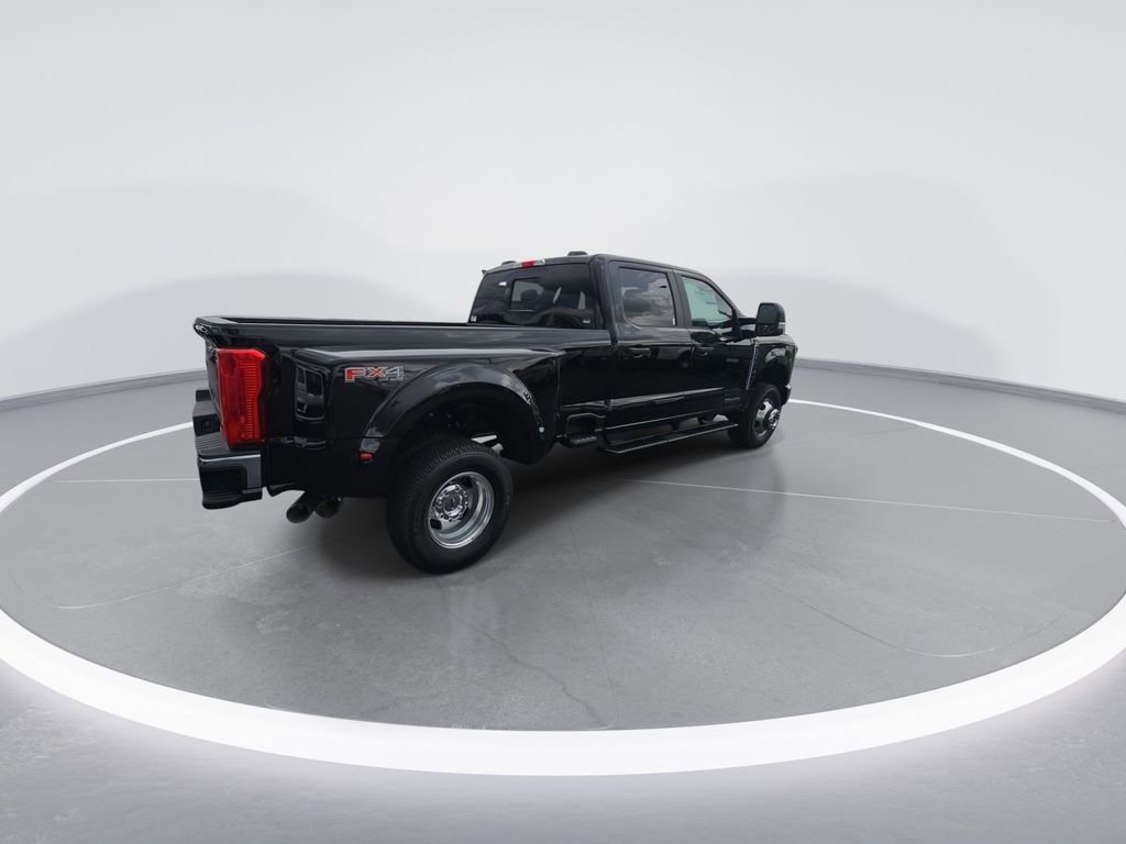 Used 2025 Ford F350 XL image 8
