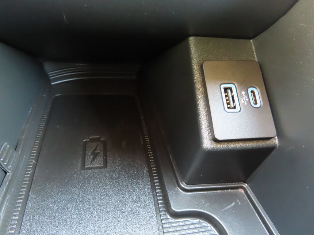 Used 2023 Ford Edge SEL w/ Convenience Package AWD/4WD image 10