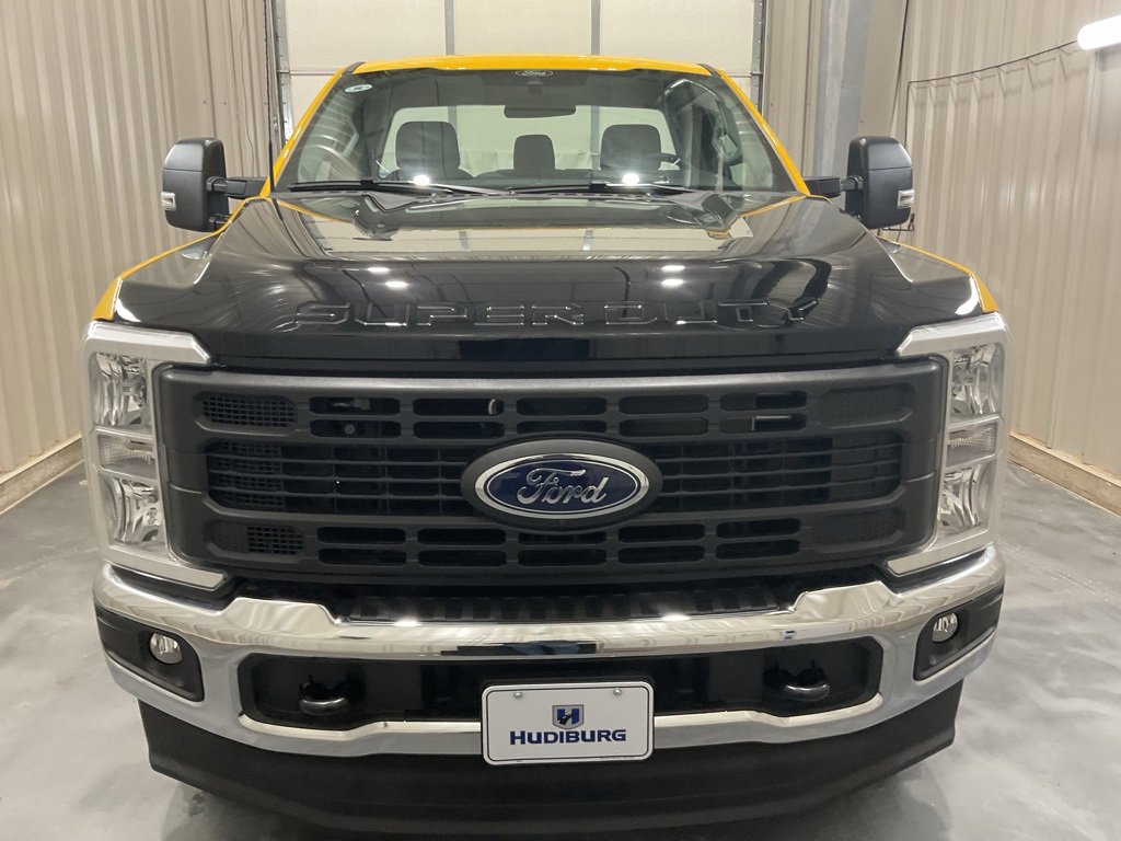 Used 2025 Ford F250 XL w/ 360-Degree Camera Package image 2