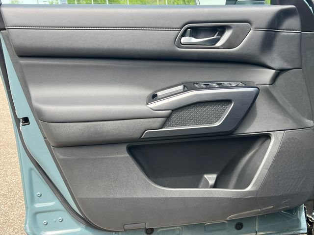 New 2026 Nissan Pathfinder SL AWD/4WD image 13